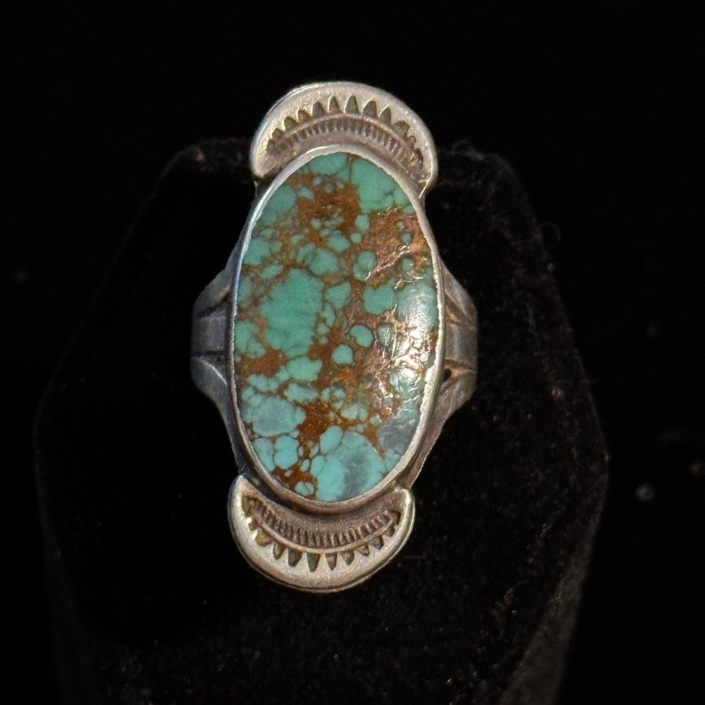 Vintage Native American Turquoise  Heavy Sterling Silver Ring Size 6 (3)